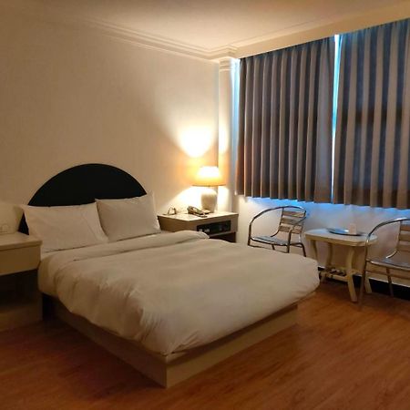 Dc Hotel Tchaj-čung Exteriér fotografie
