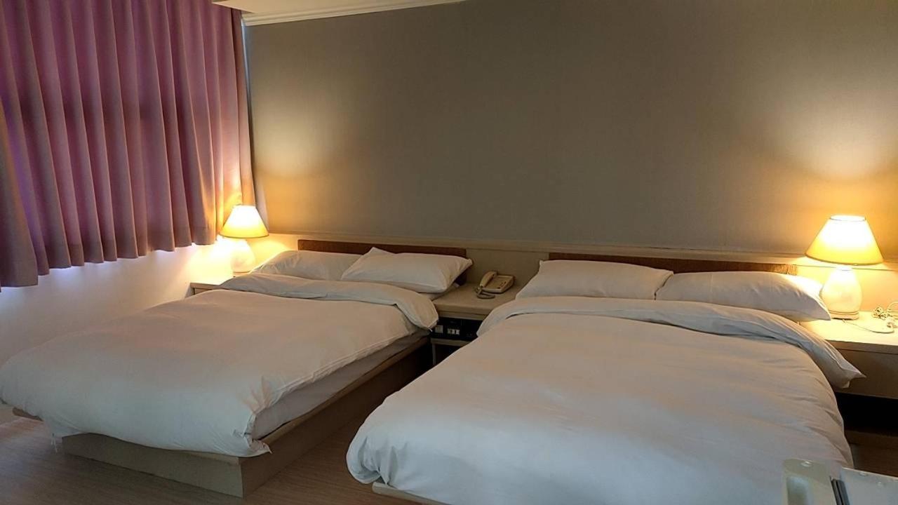 Dc Hotel Tchaj-čung Exteriér fotografie