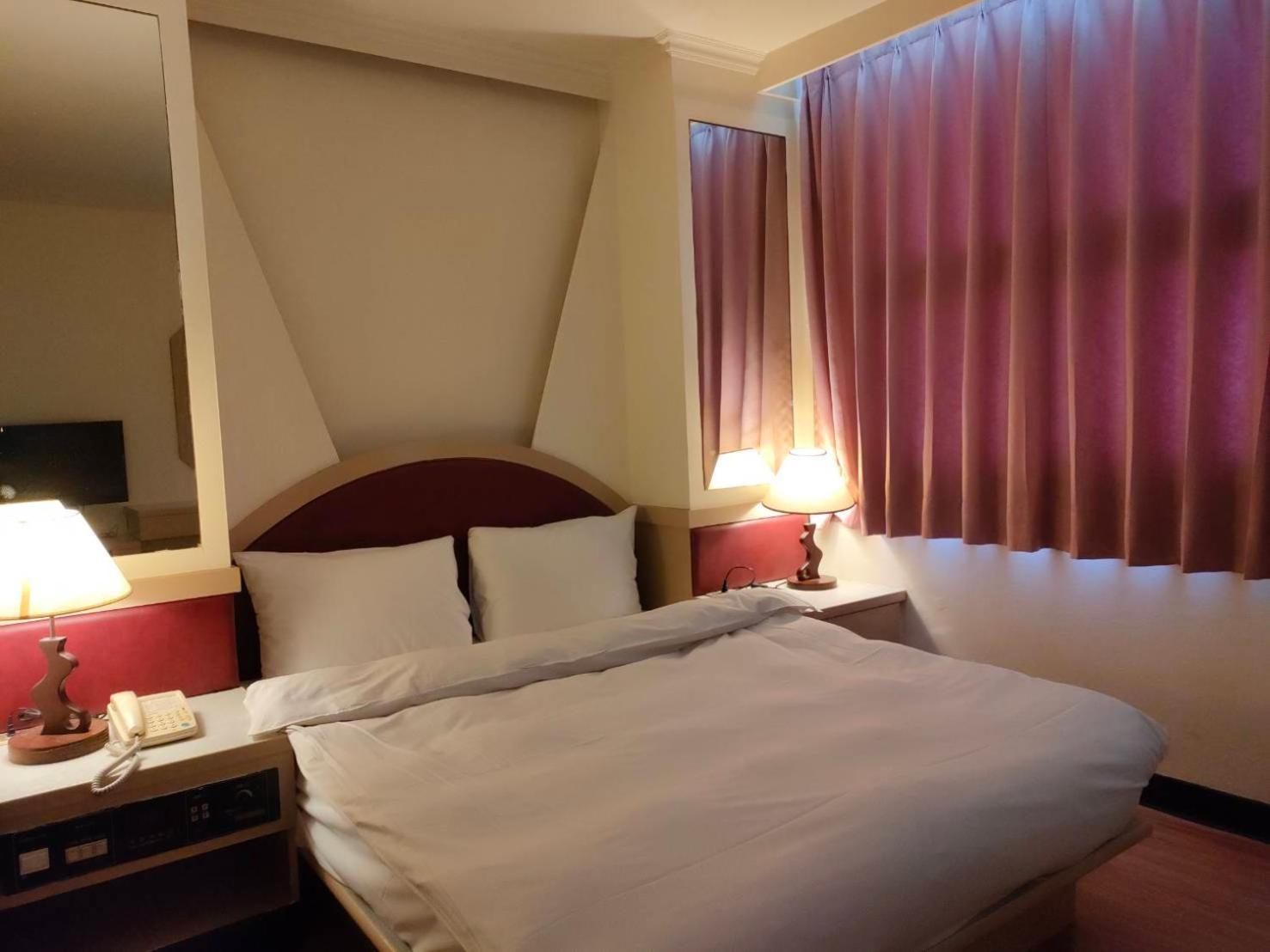 Dc Hotel Tchaj-čung Exteriér fotografie